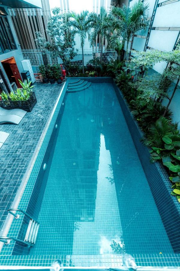 Check Inn Phnom Penh Bkk1 Exterior foto